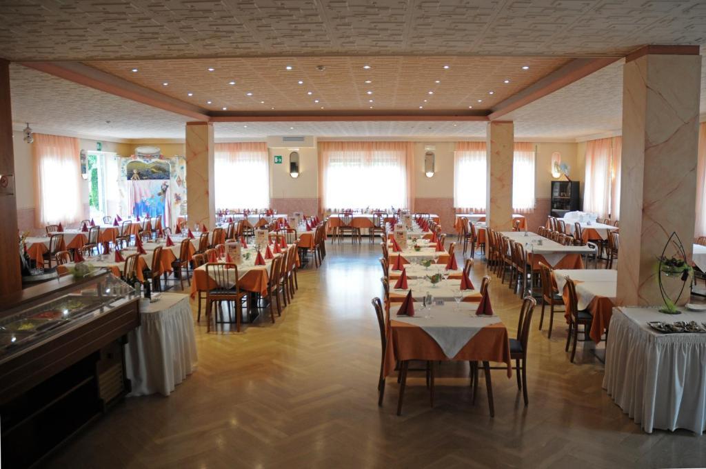 Albergo Alla Torre Siegler Im Thurm Μεράνο Εξωτερικό φωτογραφία
